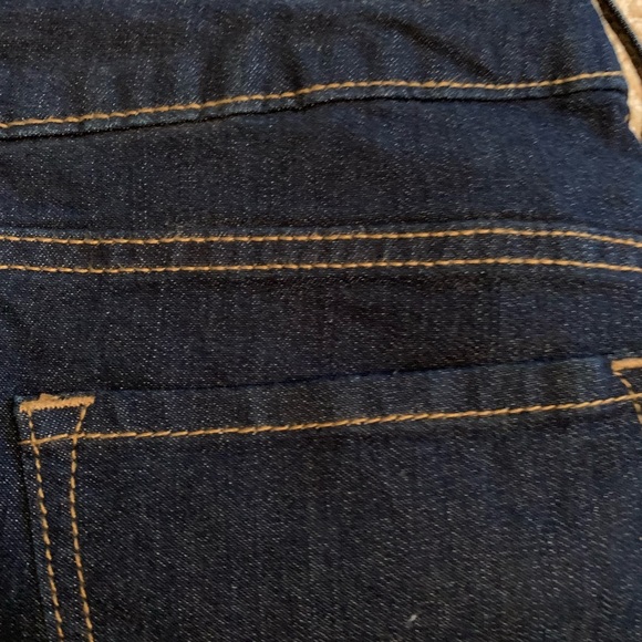 HOST PICK! Old Navy Super Skinny Jeans - Picture 6 of 7